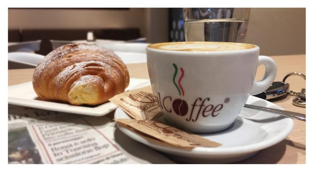 Il Regno Delle Due Sicilie Couette-café Naples